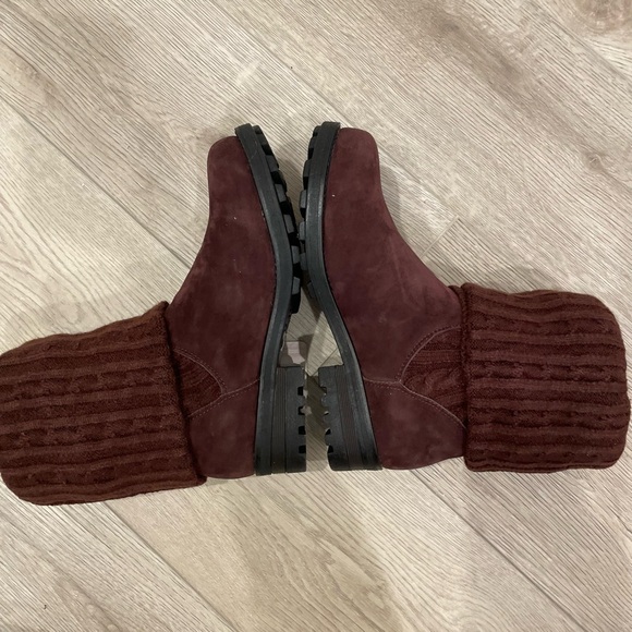 Muk Luk Burgundy Suede Boots, NWT - Picture 5 of 10